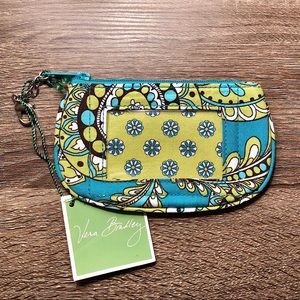 Vera Bradley Clip Zip ID Case